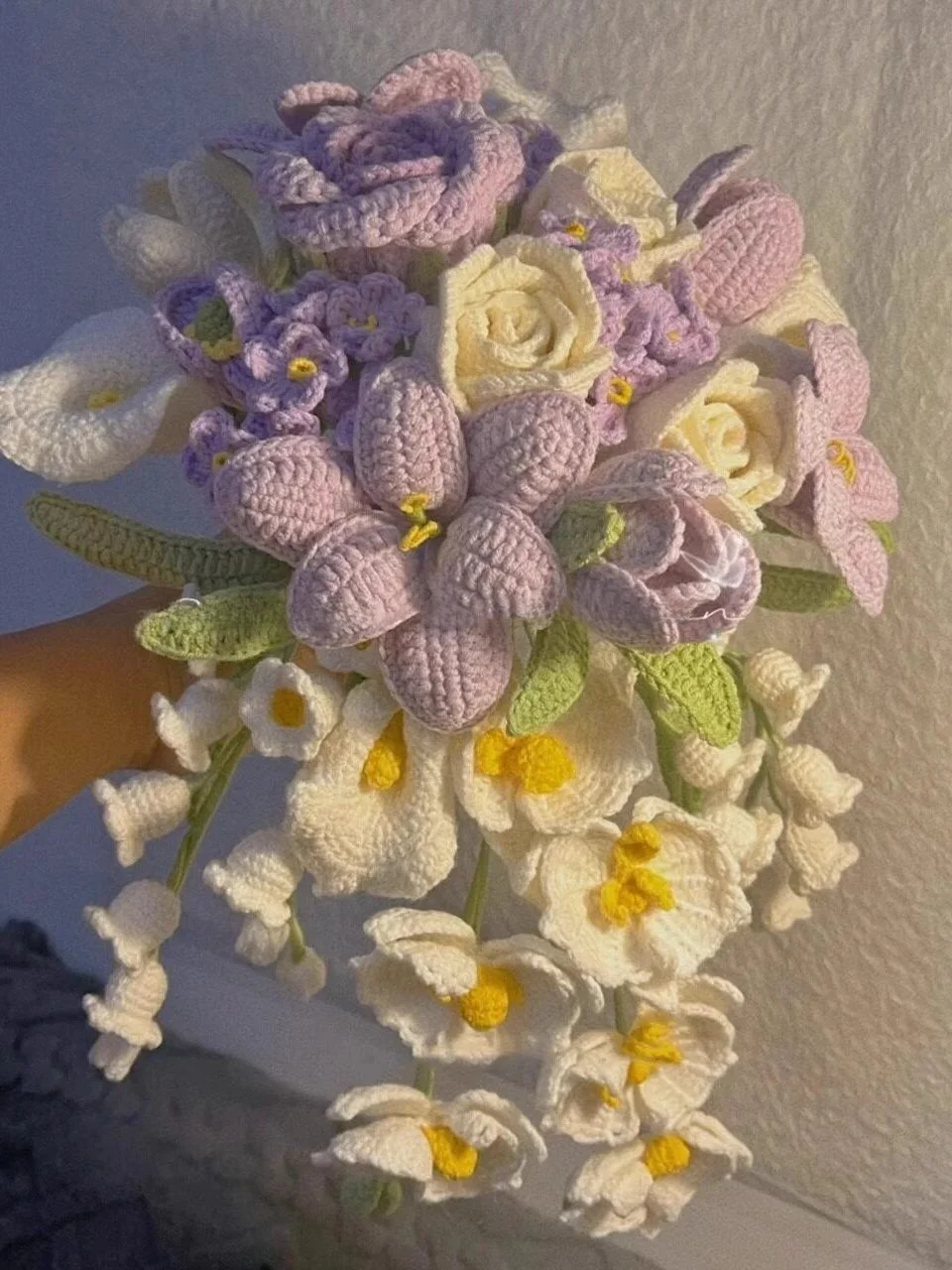 雪の妖精手編みブライダルブーケ-diy-ギフト-ガールフレンド、親友への結婚祝い-手作りのウールフラワー