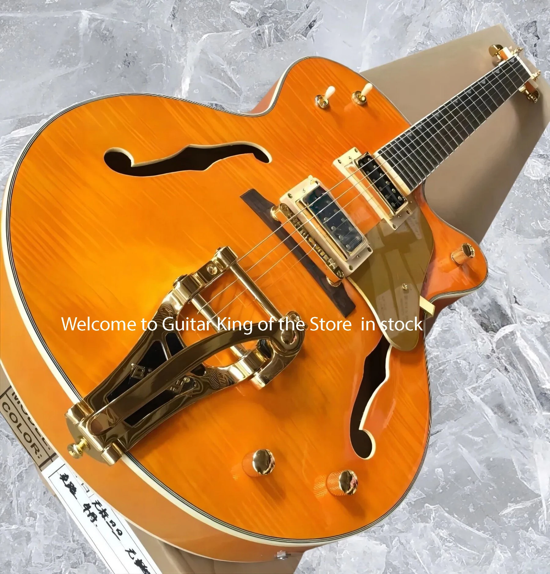 الجملة مصنع مخصص الغيتار البرتقالي الصقر 6120 شبه جوفاء الجسم الجاز الغيتار الكهربائي مع Bigs Tremolo3698