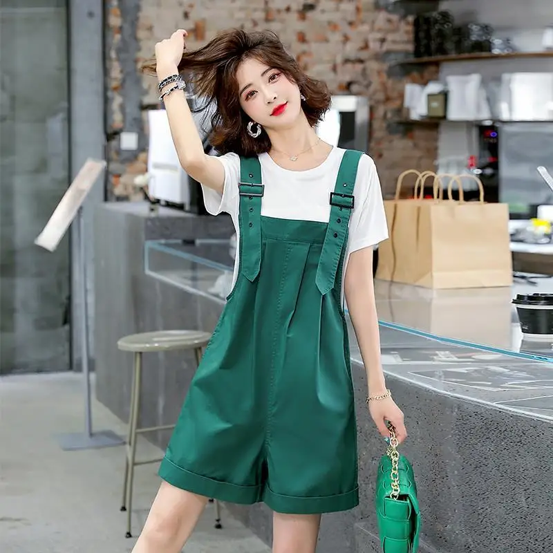 

Women's summer age reduction 2025 summer Korean version of the new temperament goddess Fan wide-leg short high-waist suspenders
