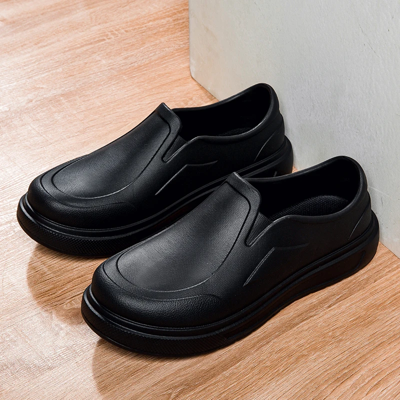 Hotel Chef Shoes Summer New Light Waterproof Non-Slip Oil-Proof Kitchen Work Shoes Men's Fashion Casual EVA Outdoor Walking Shoe