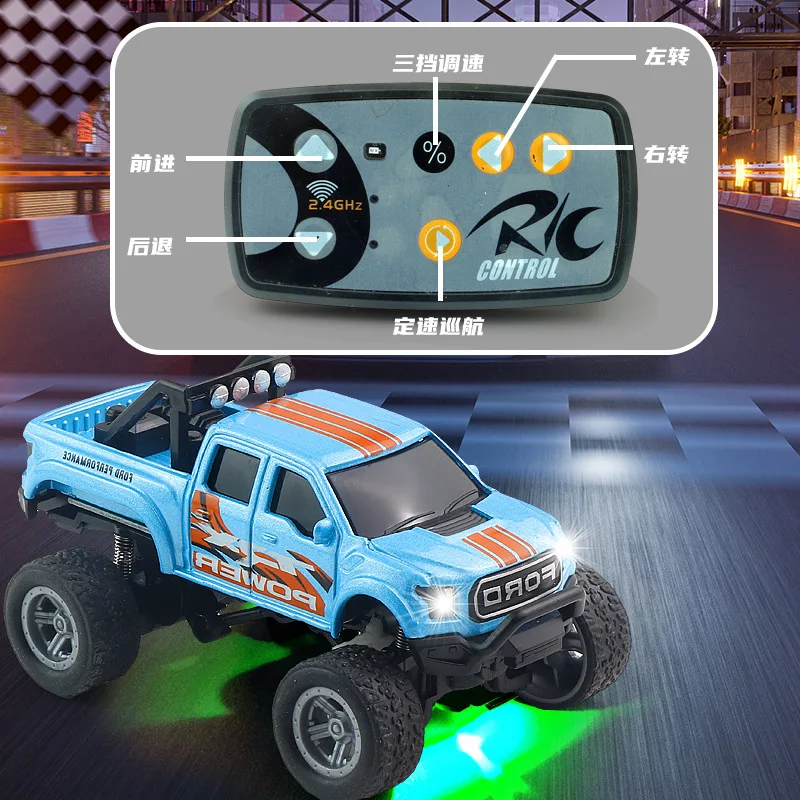 Simulazione mini modello di auto in lega telecomandata 2.4G, velocità regolabile, giocattolo per auto da corsa fuoristrada, regalo di festa ideale per ragazzi