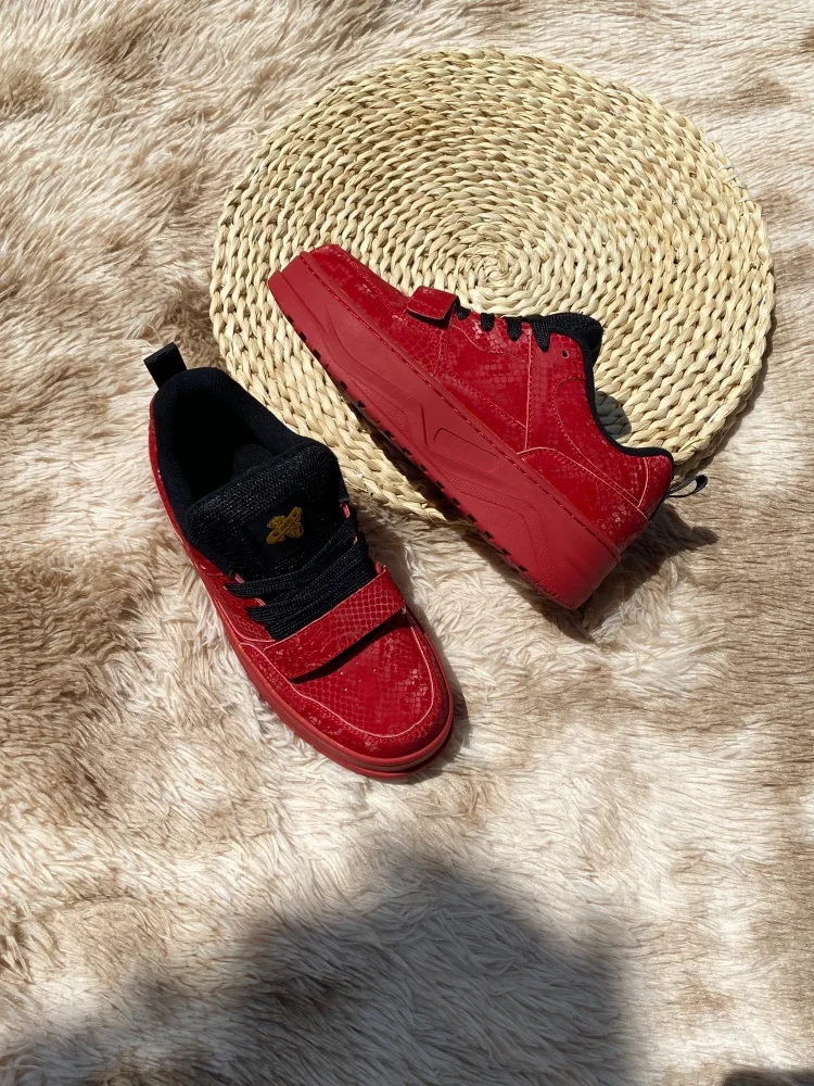 Men Women Red Textured Platform Skate Shoes Large Size Height Boost Casual Sneakers Hook and Loop Fashion Street Daily Footwear