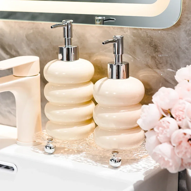 High Appearance Level Shower Gel Dispenser Hotel Bathroom Lotion Bottle Ceramic Circle Soap Bottle Smooth Press Foam Dispenser