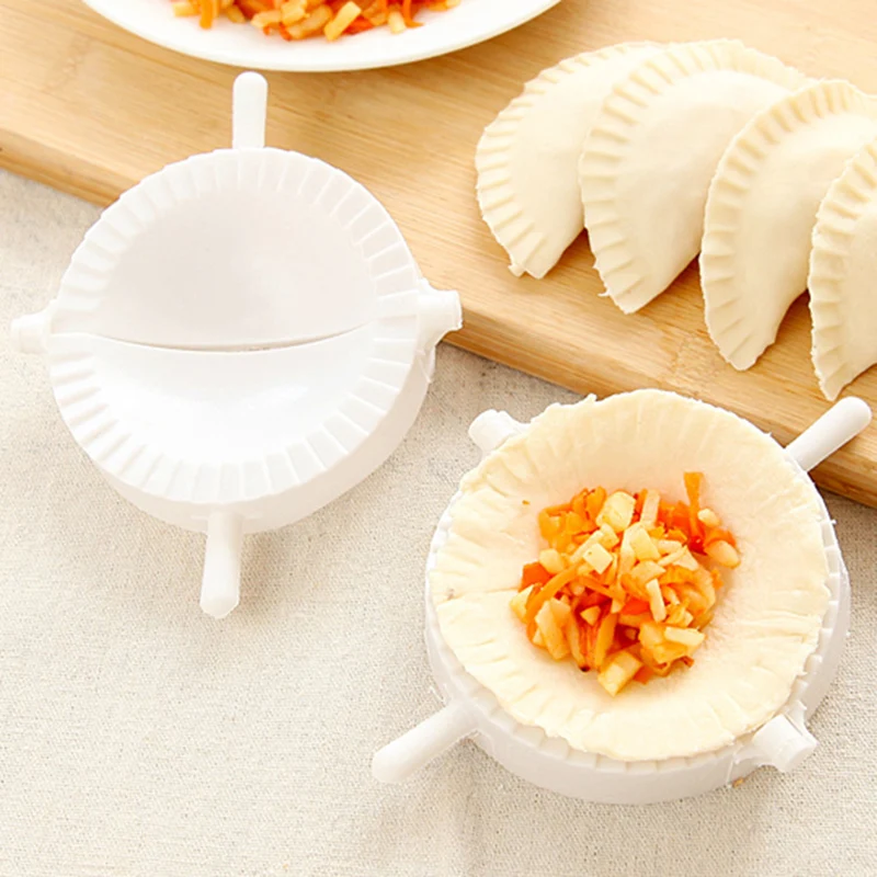 Plastic Dumplings Maker Mold Hand Dough Press Dumpling Clip DIY Ravioli Pie Mould Maker Kitchen Pastry Tools Cooking Accessories