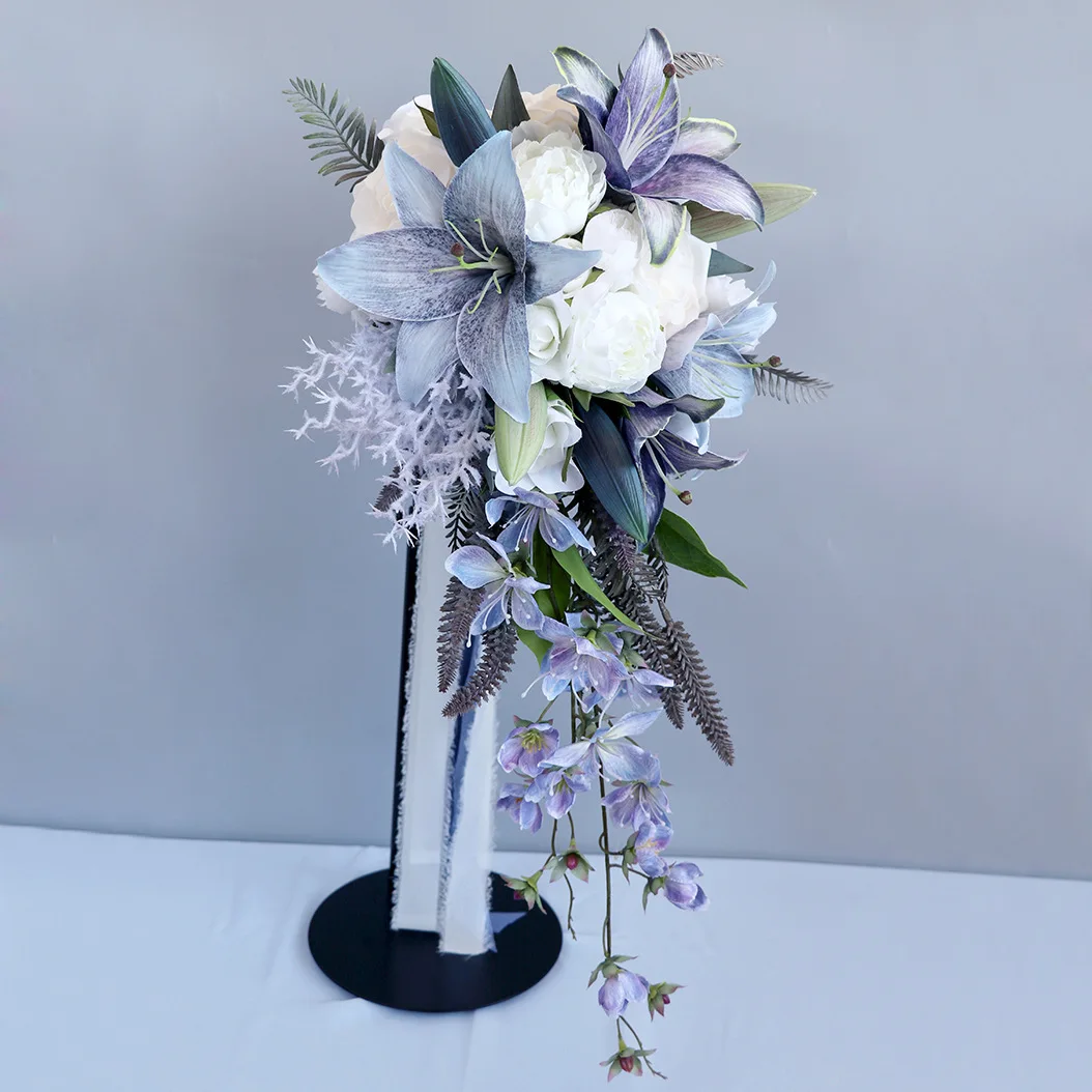 Western-style bride water drop bouquet outdoor wedding oil painting lily waterfall flower simulation flower art