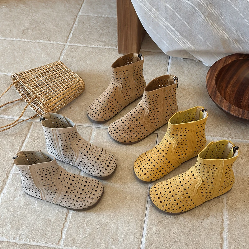 

Girls Hollow Out Ankle Boots Breathable Non-slip Soft Sole Back Zipper Children Casual Sandals Kids Short Summer Boots 2026 New