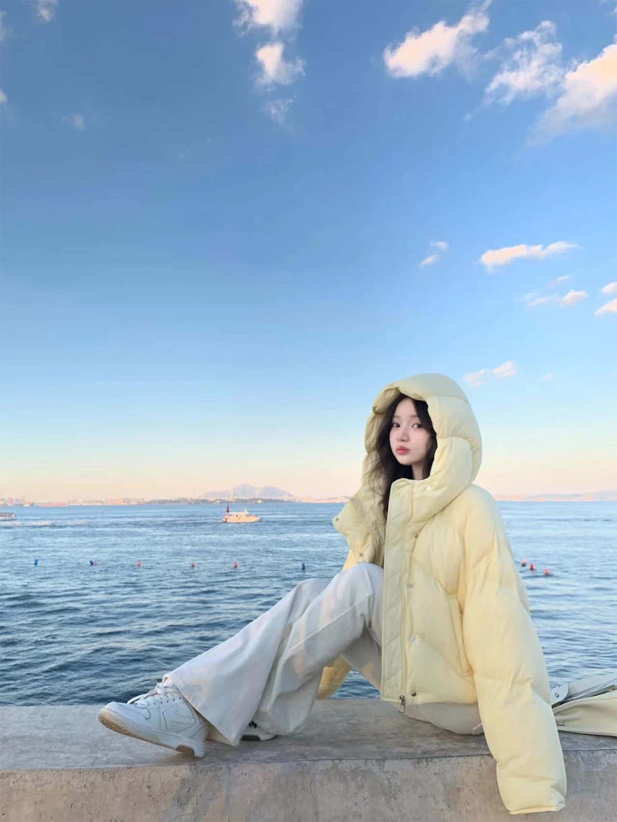 

Chen Jiamin Peaceful White Duck down Jacket Women's Autumn Winter New Style Hooded Stand Collar Short Thickened down ...