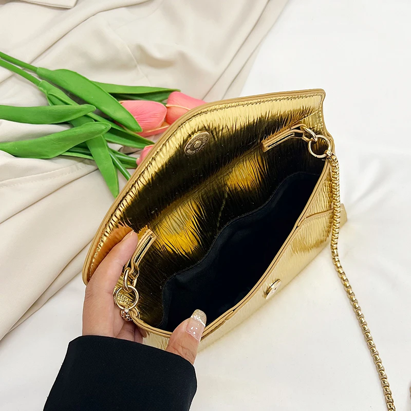 Fashion Design Women Gold Chain Envelope Crossbody Bag Solid Color Pu Leather Shiny Daily Clutch Wedding Party Bling Flap Pouch