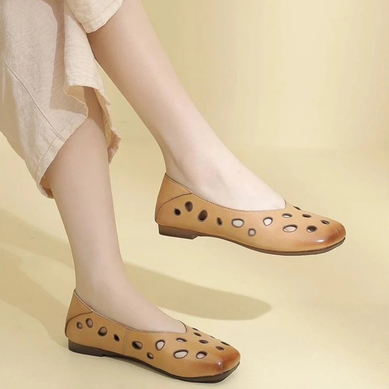 

Летние сандалии из натуральной кожи 2025 года, дышащие, с квадратным носком, на плоской подошве, мягкие, нескользящие, удобные