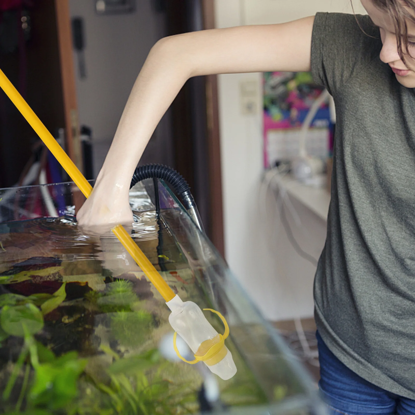 

Aquarium Fish Tank Carp Feed Bottle 150ml Transparent Durable Easy Assemble Vacation Feeder Practical Feed Container