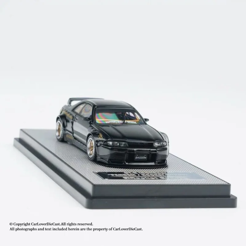 INNO 1:64 Nissan GTR BCNR33 Rocket Rabbit painted black alloy car model, adult collectible, simulation ornament, boys' toy.