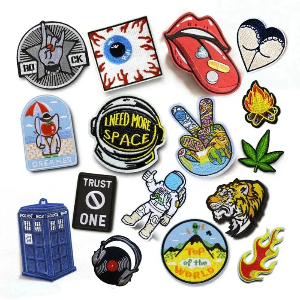 Toppe ricamate personalizzate per abbigliamento Zaino Logo fai da te Badge Applique Patch Etichetta ricamata personalizzata con il tuo design