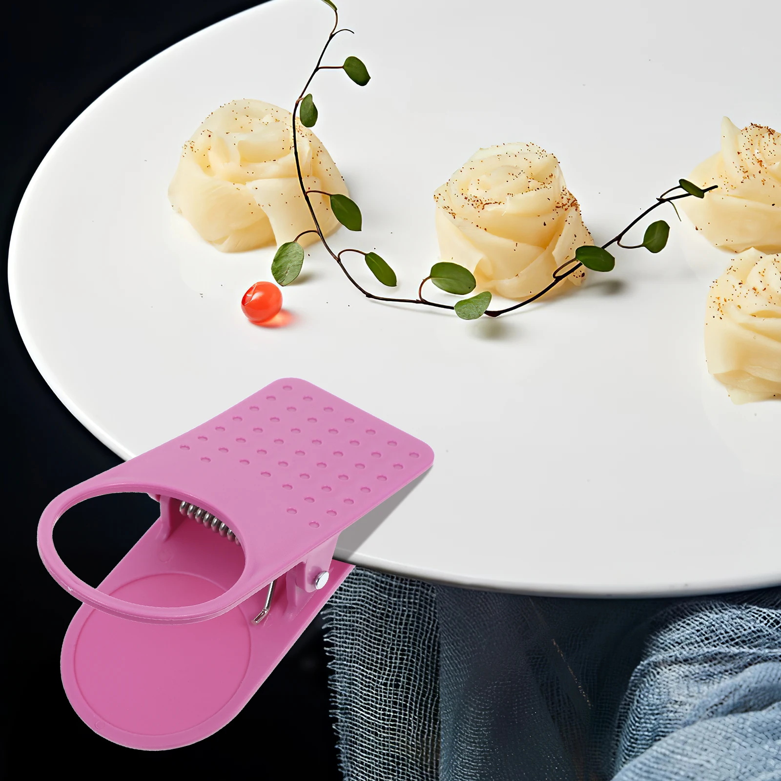 

3Pcs Desk Side Mug Holder Clamp Portable Cup Holder Clip Space-Saving Organizer for Office Programmers Gamers Receptionists