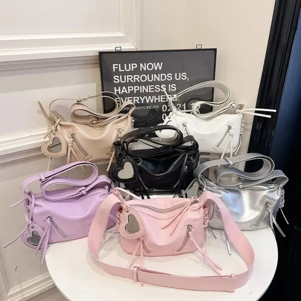 حقيبة كتف جلدية أنيقة موتو ستايل الحب القلب مرآة الكورية حقيبة تحت الإبط بلون سعة كبيرة Y2K فاسق حقيبة كروسبودي