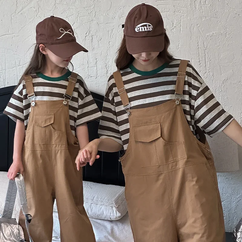 

Mom and Daughter Overalls Sets Korean Mother Son Same T Shirts and Suspenders Jumpsuit Two Piece Outfits Parent-child Clothes