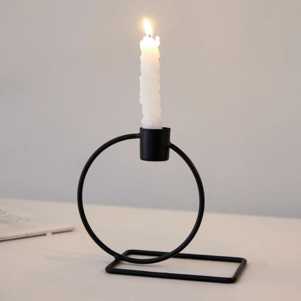 Irregular Shape Tabletop Candle Holders Ornament Metal Candlestick Holder Home and Hotel Decoration Candlelight Dinner Props