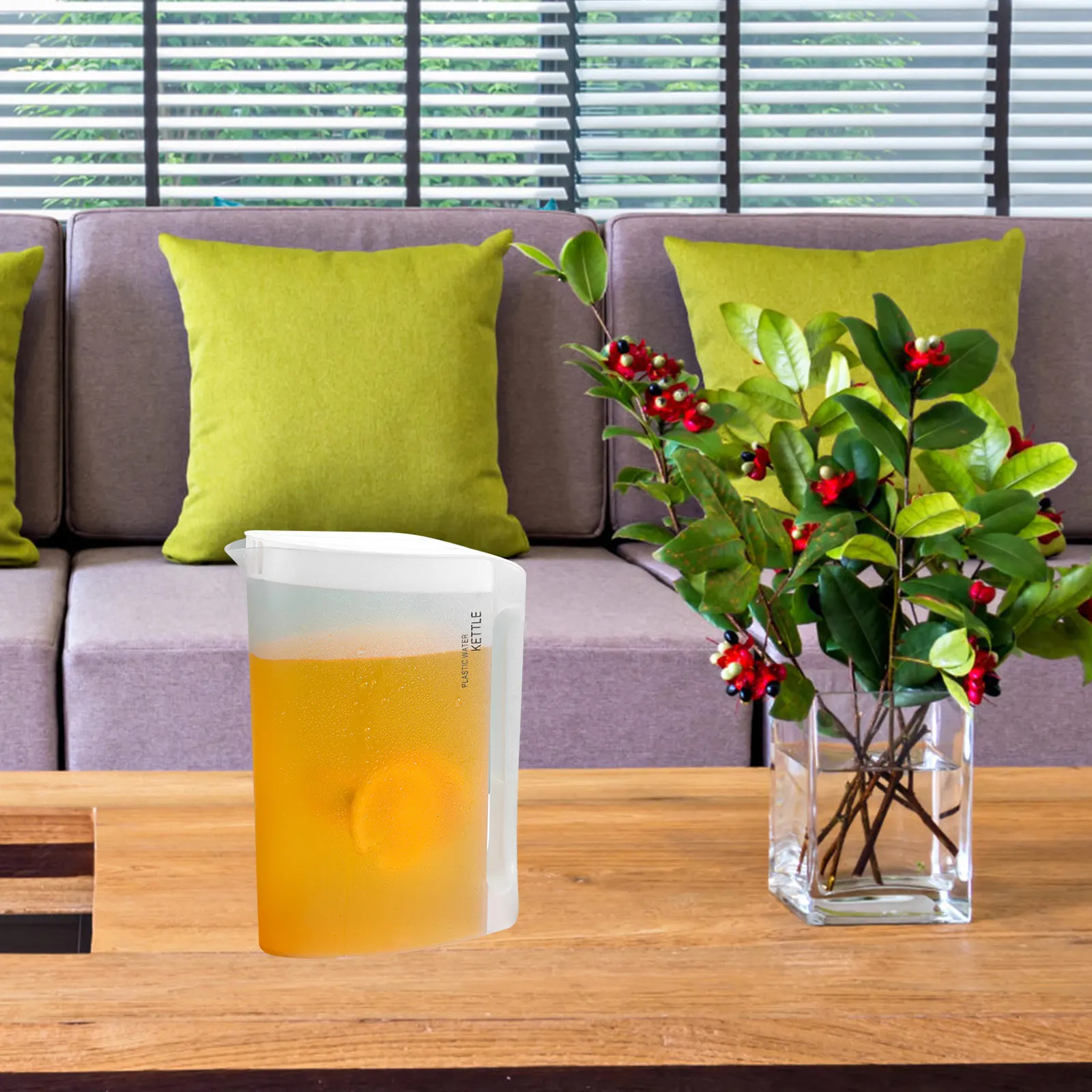 

Large Capacity Plastic Water Pitcher Household Cold Water Bottle with Lid for Home Office Use Tea Container Jug Kettle