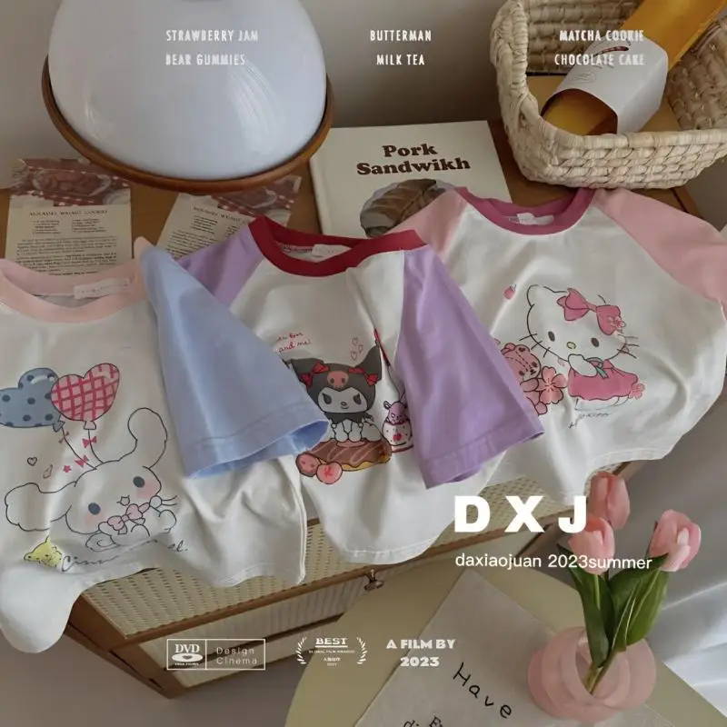 Sanrios Hello Kittys kaus anak perempuan katun Kawaii Kuromi Cinnamoroll anak lengan pendek gambar kartun Atasan musim panas lucu Korea