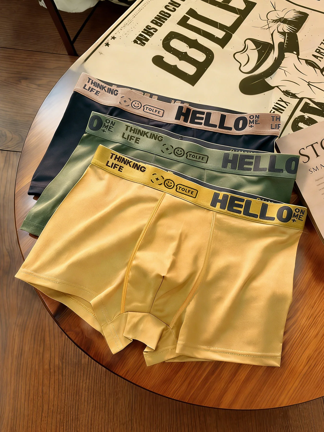 

3 комплекта мужских боксерских трусов с модным принтом, спортивные эластичные трусы, комбинация удобных и дышащих мужских трусов.