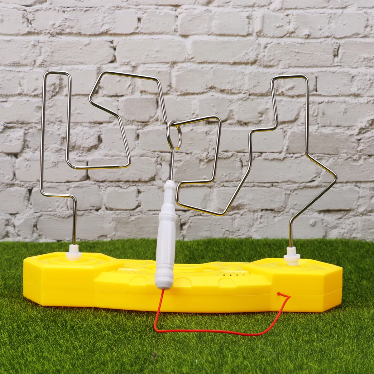 1Pcs Maze Non-Real Current Electric Touch Labyrinth Game Safe for Children Battery Operated Mental Skill Challenge Gift for Kids