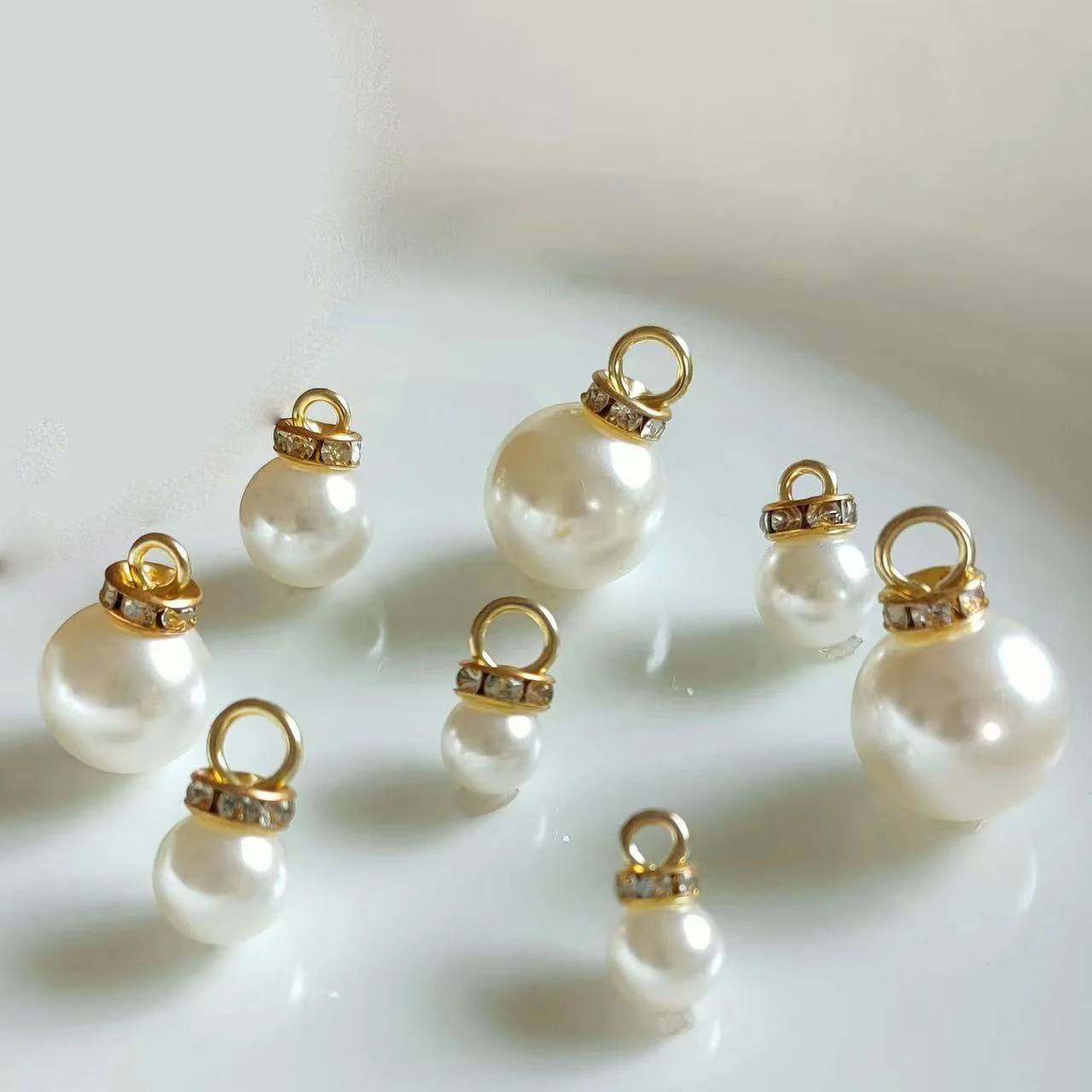 30pcs 8-16mm Imitation Pearl Clear KC Gold Crown Pendant Charm For DIY Bracelet Jewelry Button Earrings Making