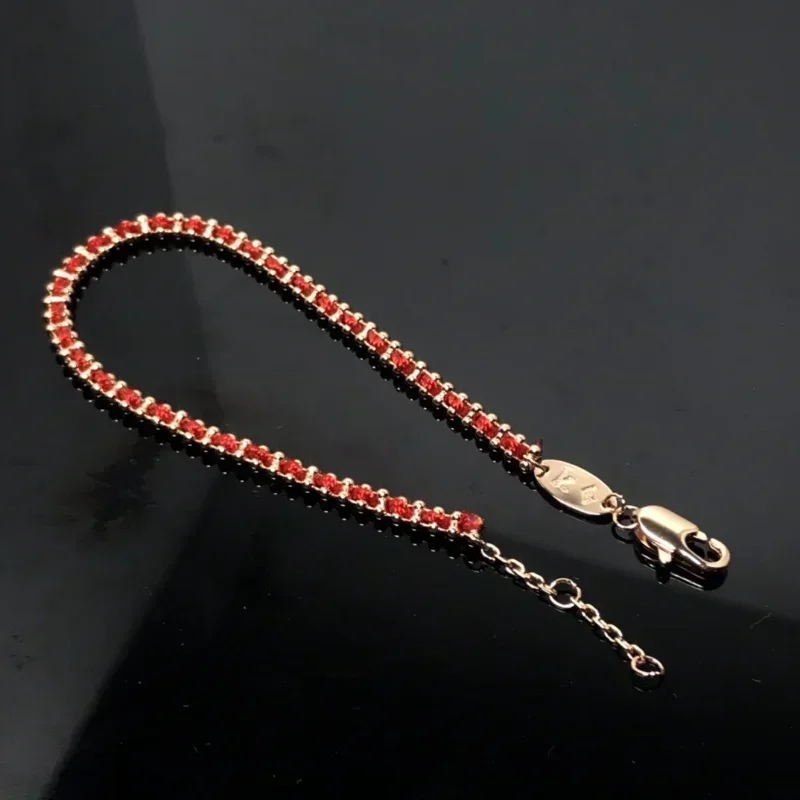 

2024 New France Brand High-quality Bracelets Jewelry Is Suitable for Daily Wear Party Fashion Classic Elegant Women