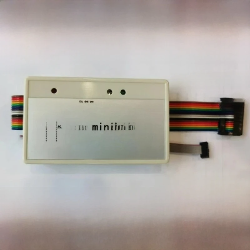 Scarica il simulatore DAP MiniWiggler V3.6I Debug Burn Programmazione