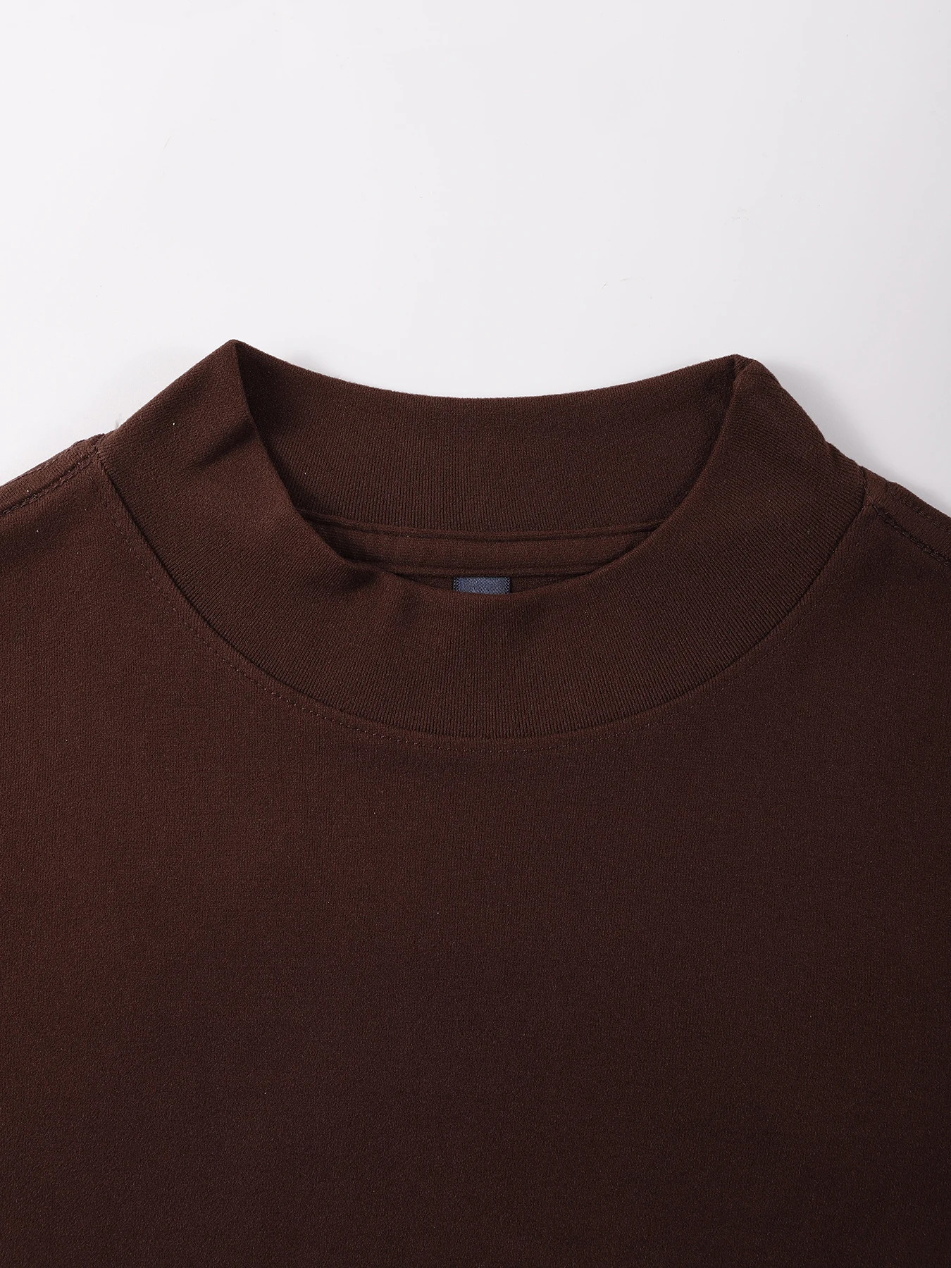 Camiseta longa sólida masculina, pulôveres da moda com gola simulada, outono e inverno, nova manga longa ao ar livre, tops básicos de alta elasticidade