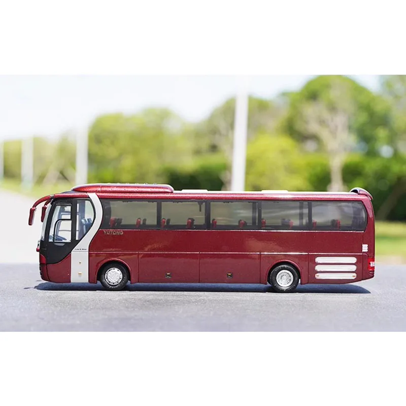 Diecast 1:42 Scale Yutong Bus MAN ZK6120R41 Luxury Tourist Bus Model FInished Simulation Collection Gift Toy