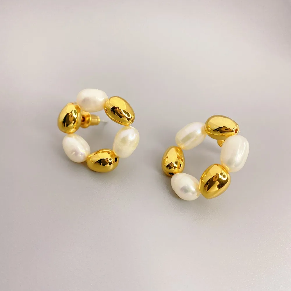 

Classic New Arrival 925 Sterling Silver Needle Stud Earrings for Women, Oval Glossy Beans Cultured Pearls Circle Elegant Earring