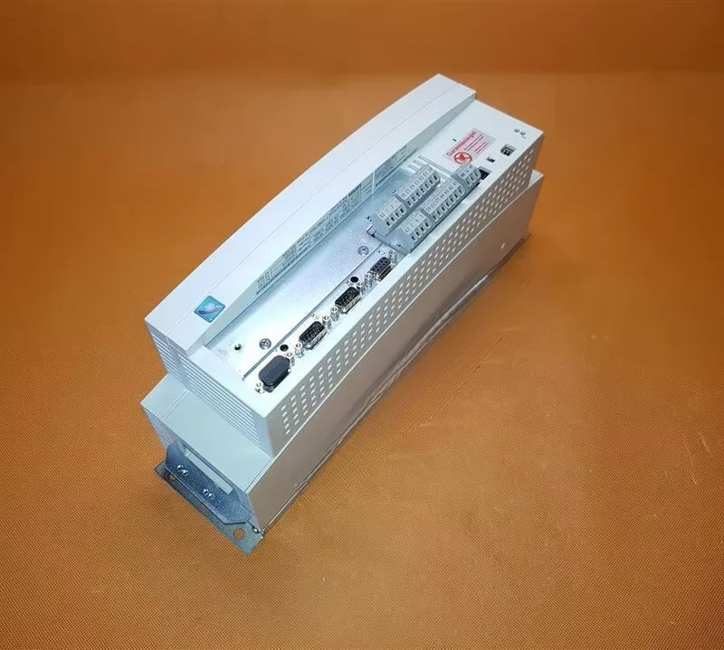 

Преобразователь Typeevs9323 - Cpv003 / 33.9323pc.2m.2wbr1.v003 (06.02.201 Совершенно новый оригинальный сток