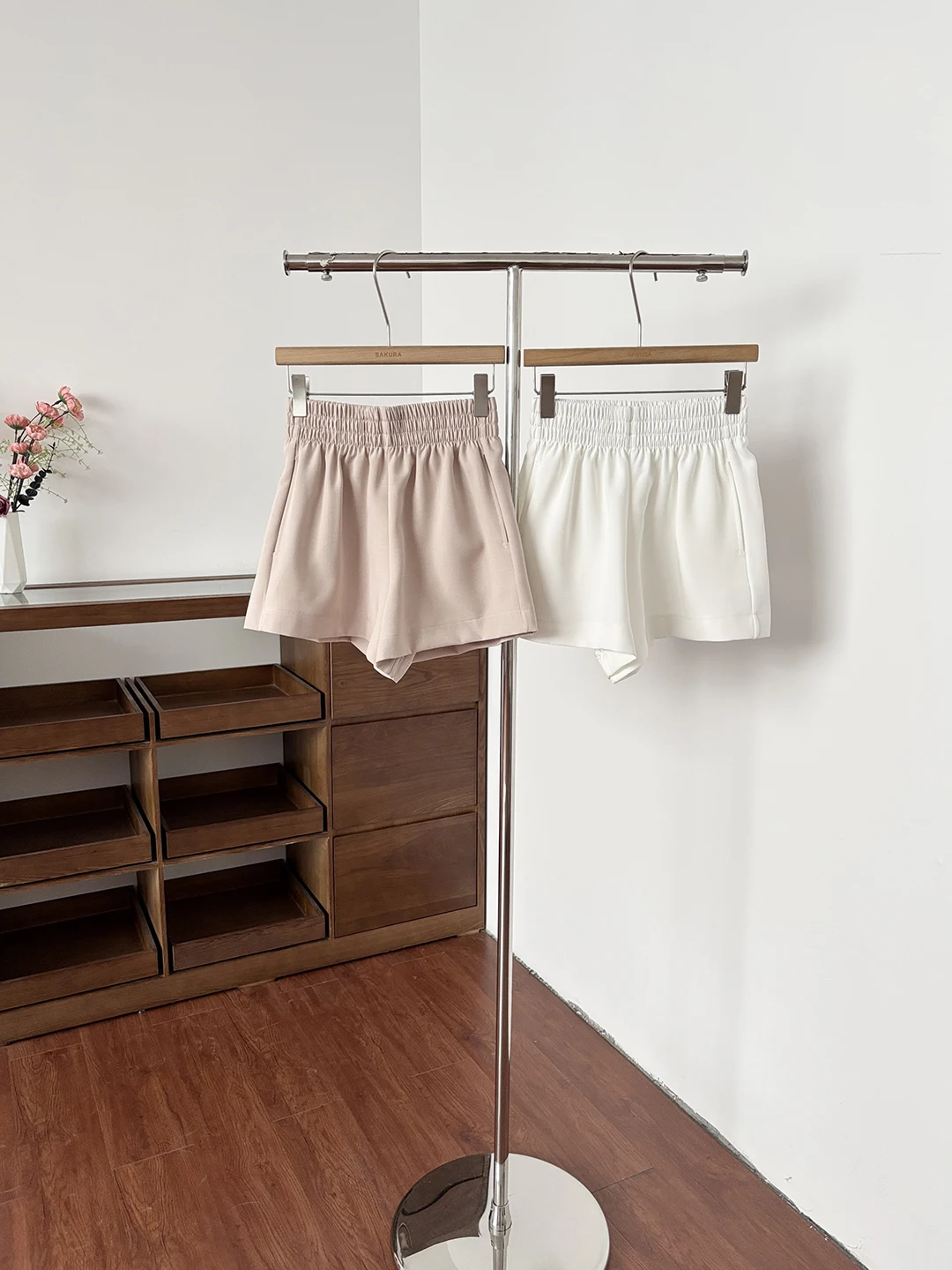 

High Waist Elastic Waist Shorts Women's Summer Slimming Versatile Commute Style Casual Loose Feeling Home Shorts Sports Pants