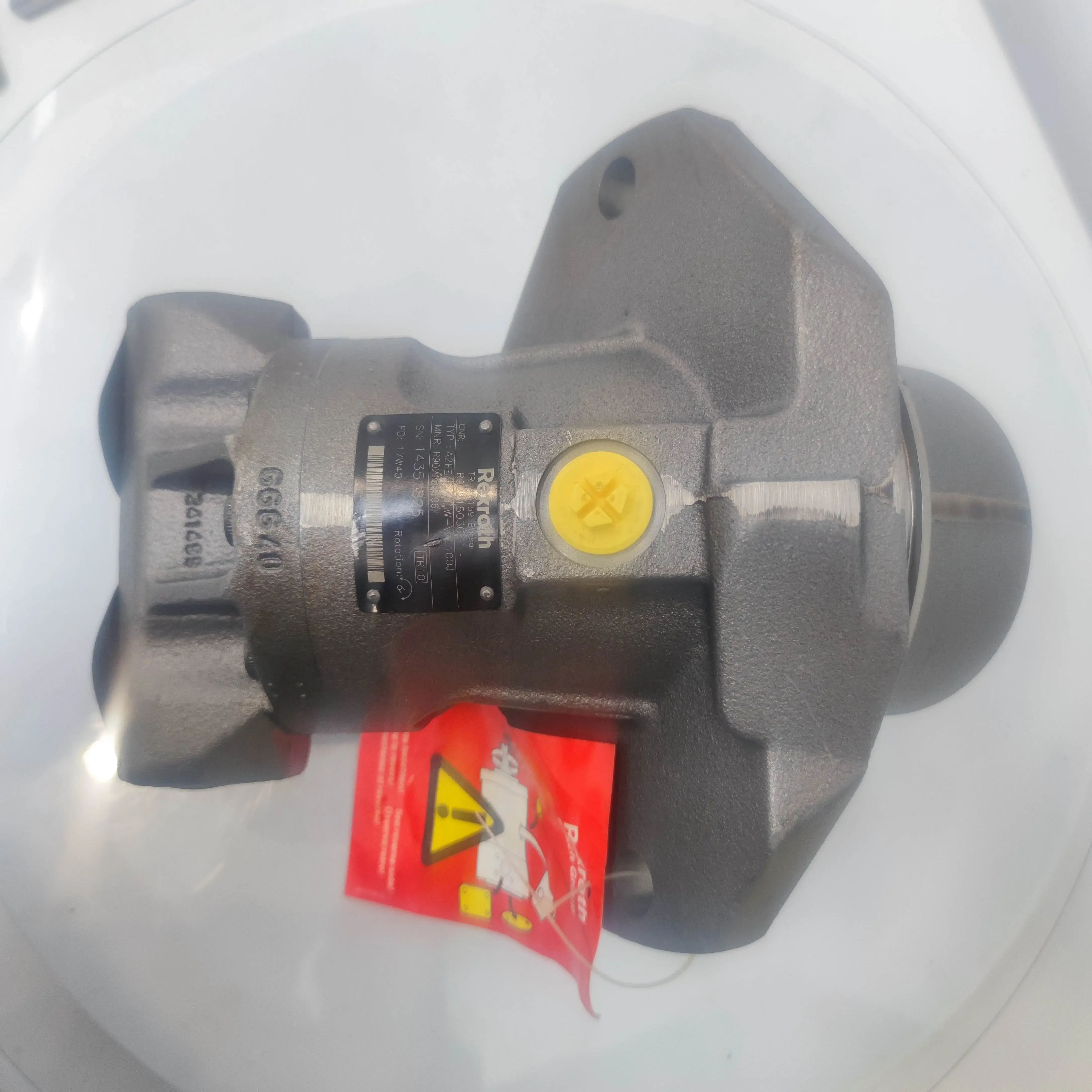 Hydraulic Piston Motor A2FE Series A2FE56/61W-VZL027-S R902165005 First Come First Serve In Stock for