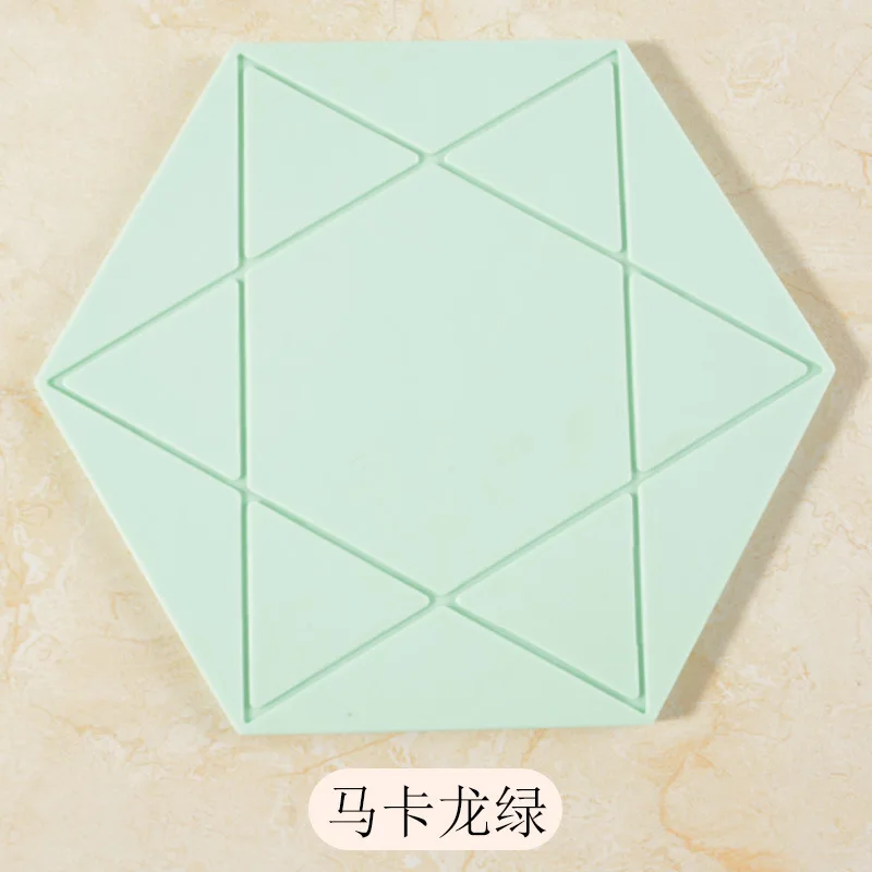 Silicone heat insulation pad, hexagonal placemat, anti-scald pot, bowl and cup mat, high-temperature resistant table mat