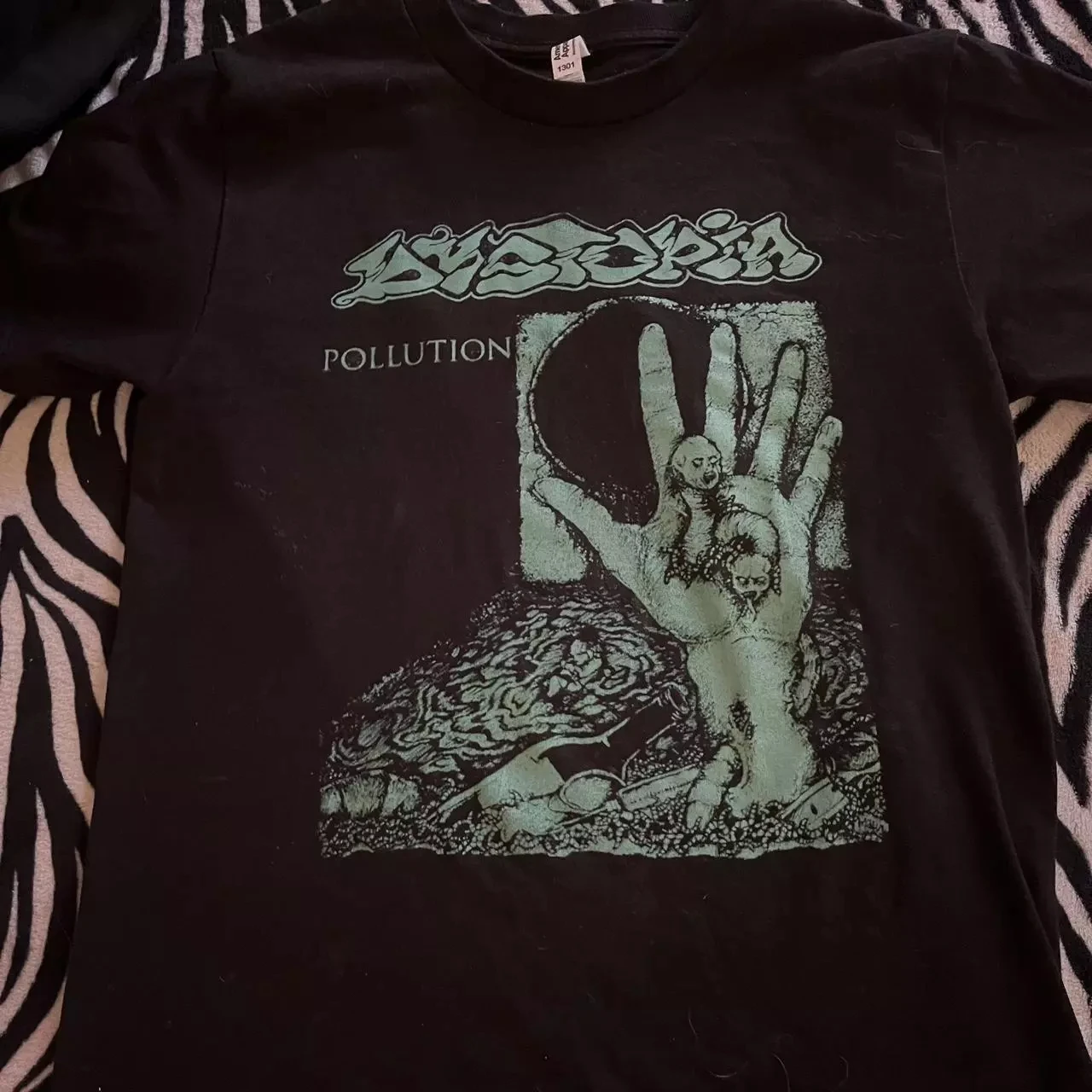 

Rare Dystopia 90s Retro style Black Unisex T shirt short sleeve tee Men's T-Shirt Black Casual Crew Neck Cotton Tee