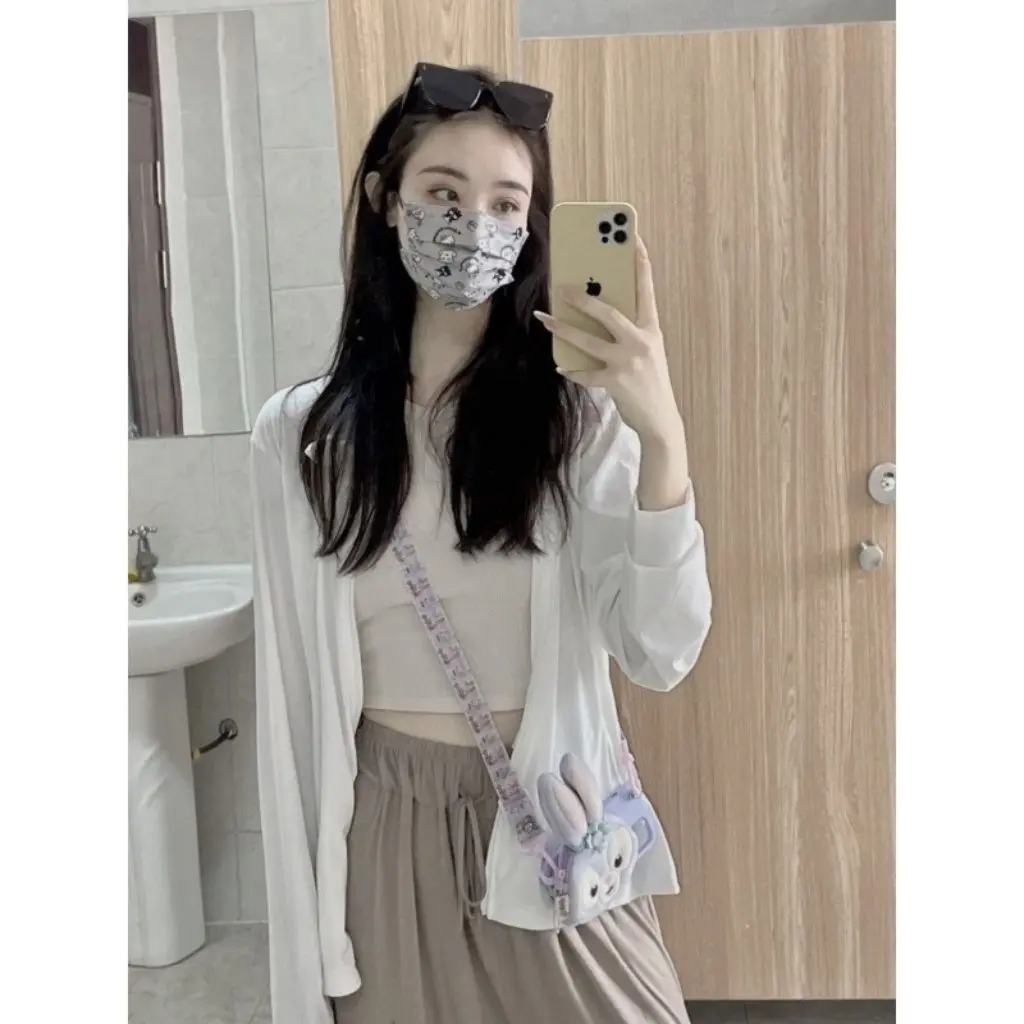 

Women's Summer Ice Silk Sun Protection Cardigan Jacket Thin Anti-Ultraviolet Breathable Clothing