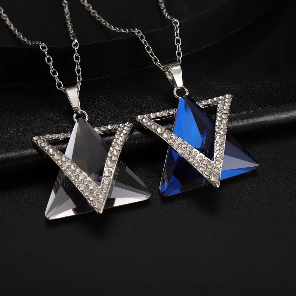 2024 New Fashion Geometric Triangle Blue Crystal Pendant Necklace Women's Hexagonal Star Metal Long Sweater Chain Accessories