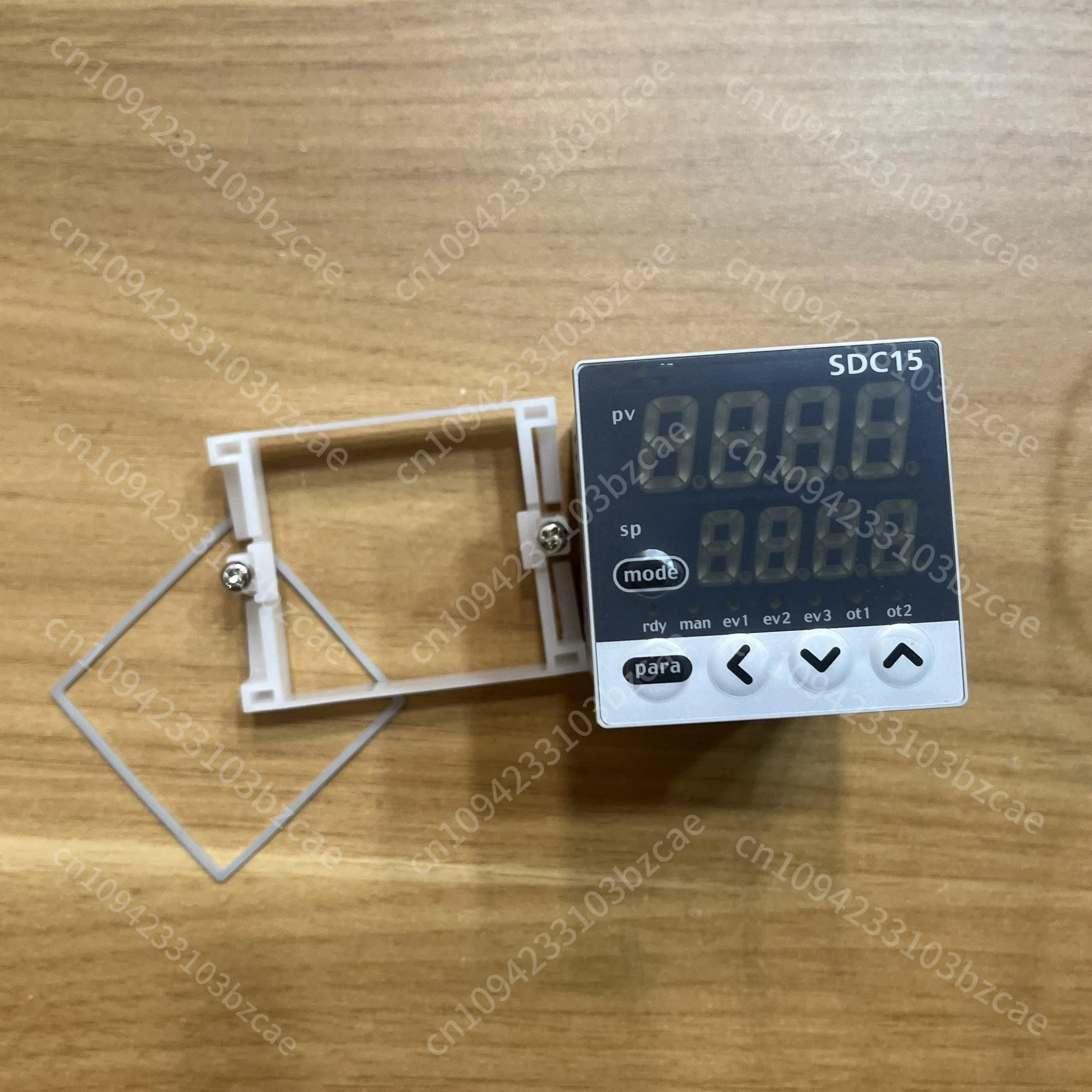 C15TC0LA0100 ترموستات جديد ومبتكر متوفر في المخزون منظم العرض الرقمي C15TC0LA0100