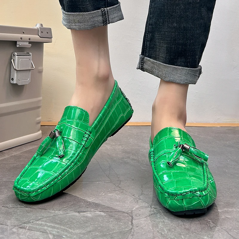 New Patent Leather Penny Peas Loafers Men Couple Shoes Driving Casual Shoes Big Size 38-48 Moccasins Slip on Flats Designer Mens