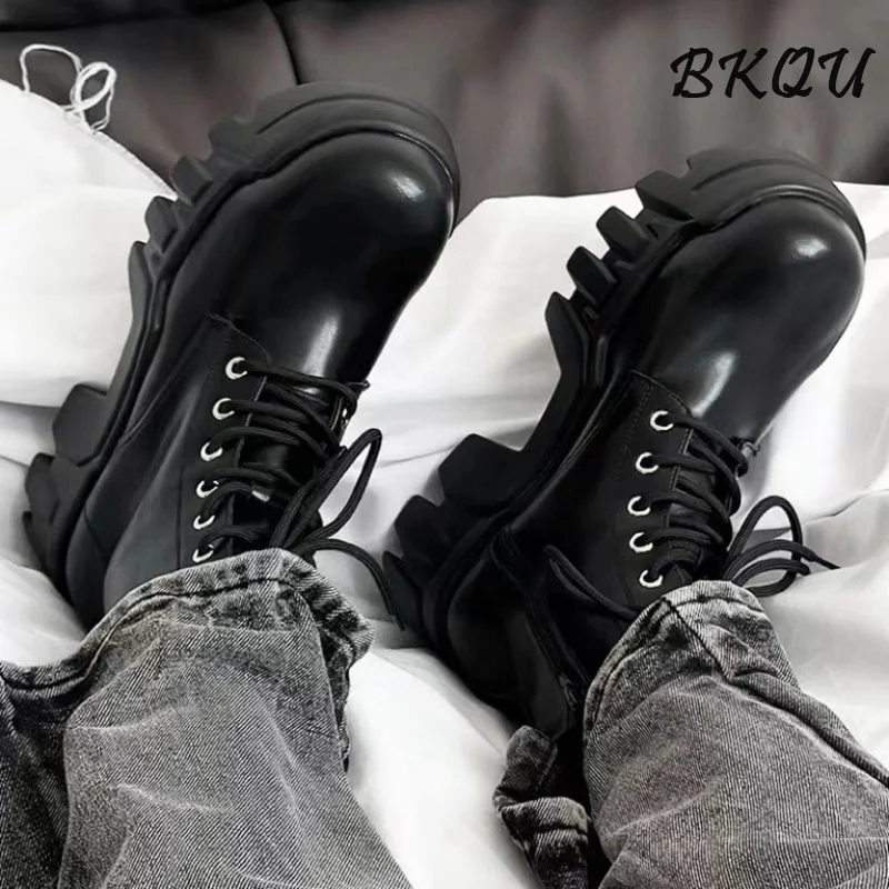 BKQU Gear Sole Increase Chelsea Boots Men's Fall 2024 High Street bulldozer tooling biker boots Mid-upper head Derby boots