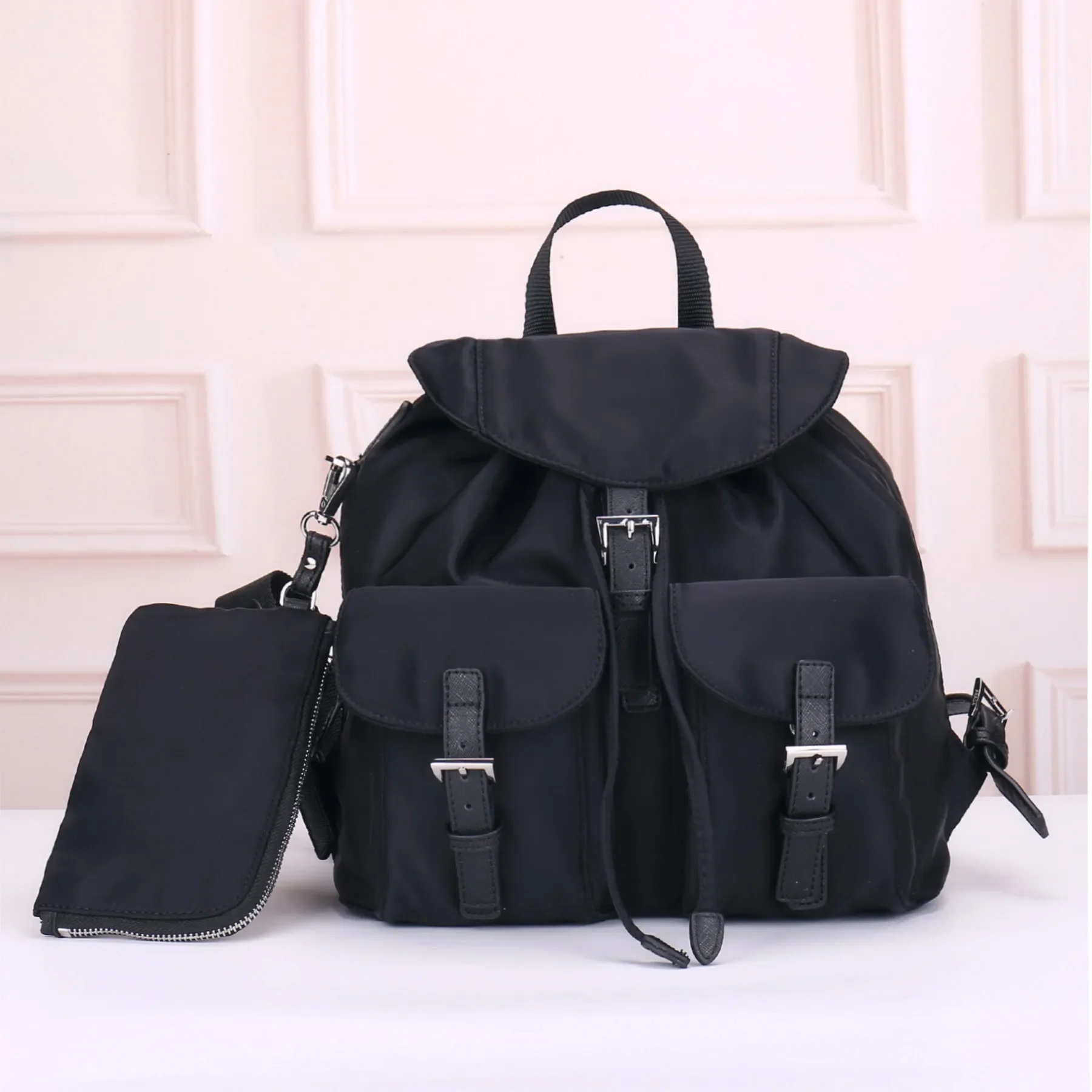

Wholesale fashion backpack for women fashion back pack for men canvasbag handbag classic backpack messenger bag parachute fabric