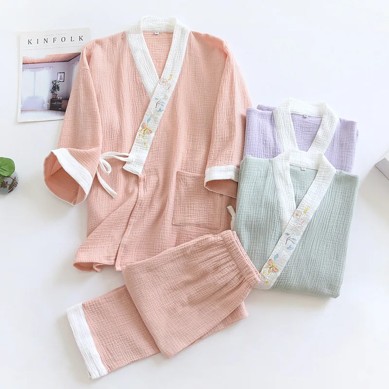 Senhoras bordado quimono estilo pijama set, fino V-Neck, mangas três quartos, gaze algodão sleepwear, solto Homewear, 2pcs