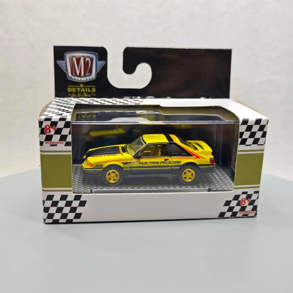 M2 Machines 1/64 1987 Ford Mustang GT-Custom Gold hub  Die-cast alloy car model collection display child gift