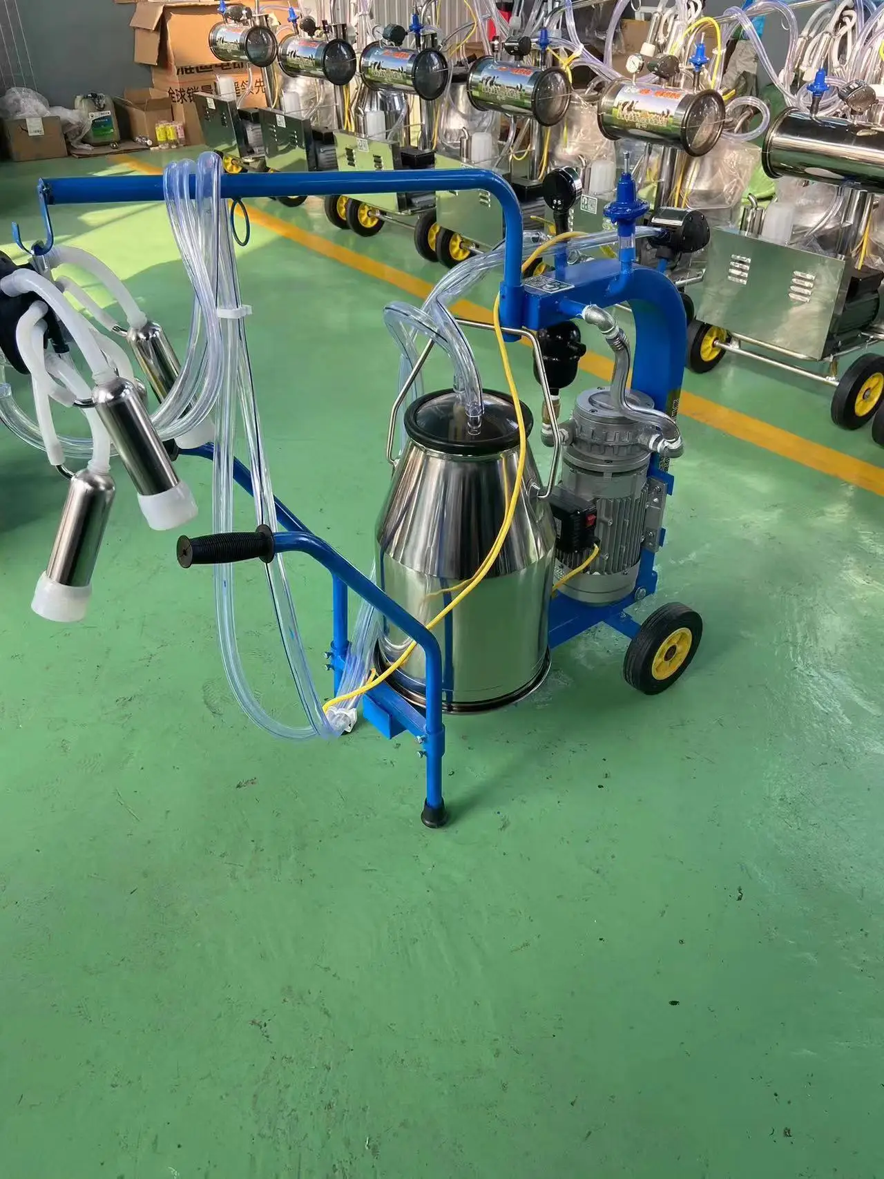 Automatically Portable Small Single Bucket Manual Uht Goat Sheep Cow Milker Milking Machine