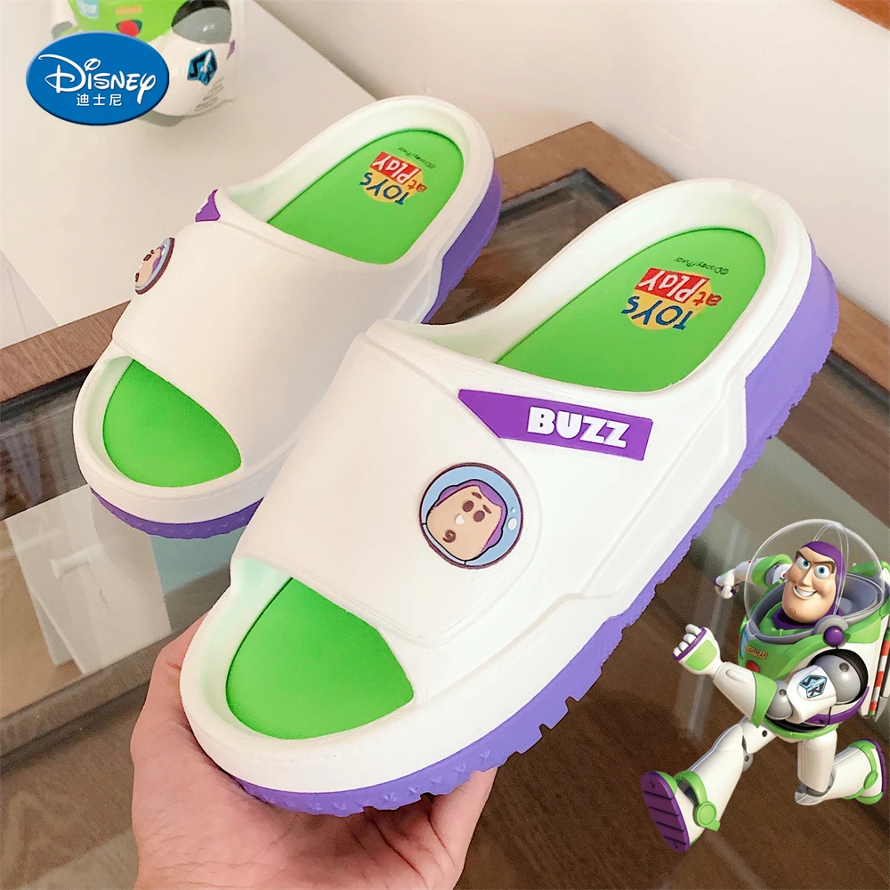 Toy Story szeryf Woody Buzz astral kapcie mężczyźni kobiety dezodorant na zewnątrz zabawa dopasowane kolory pary w lecie śliczne kapcie