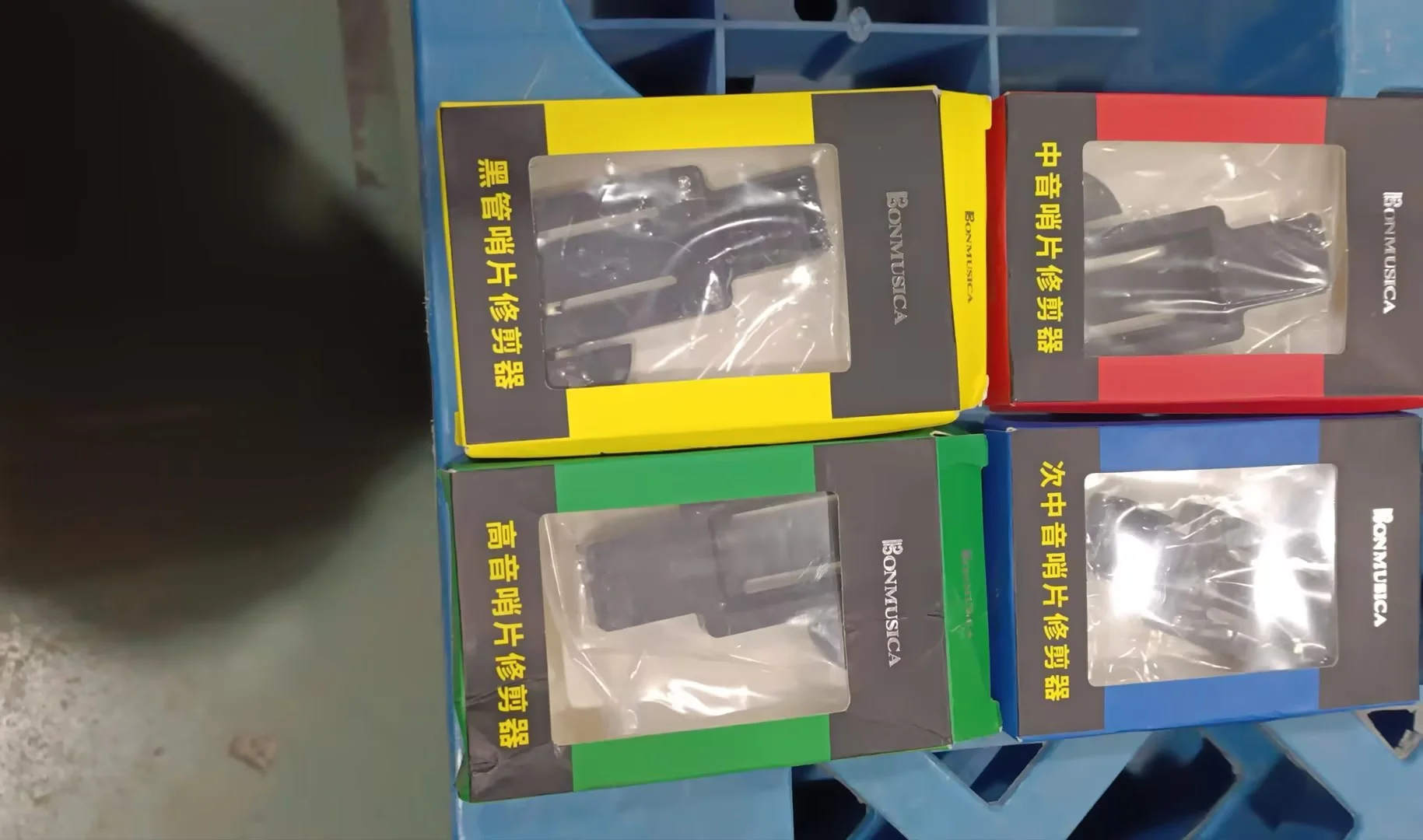 Clearance Diskon Penjualan Saksofon/Klarinet Jempol Pelindung Silikon Bantalan Jari Aksesori Perlindungan Instrumen Musik Tiup Kayu