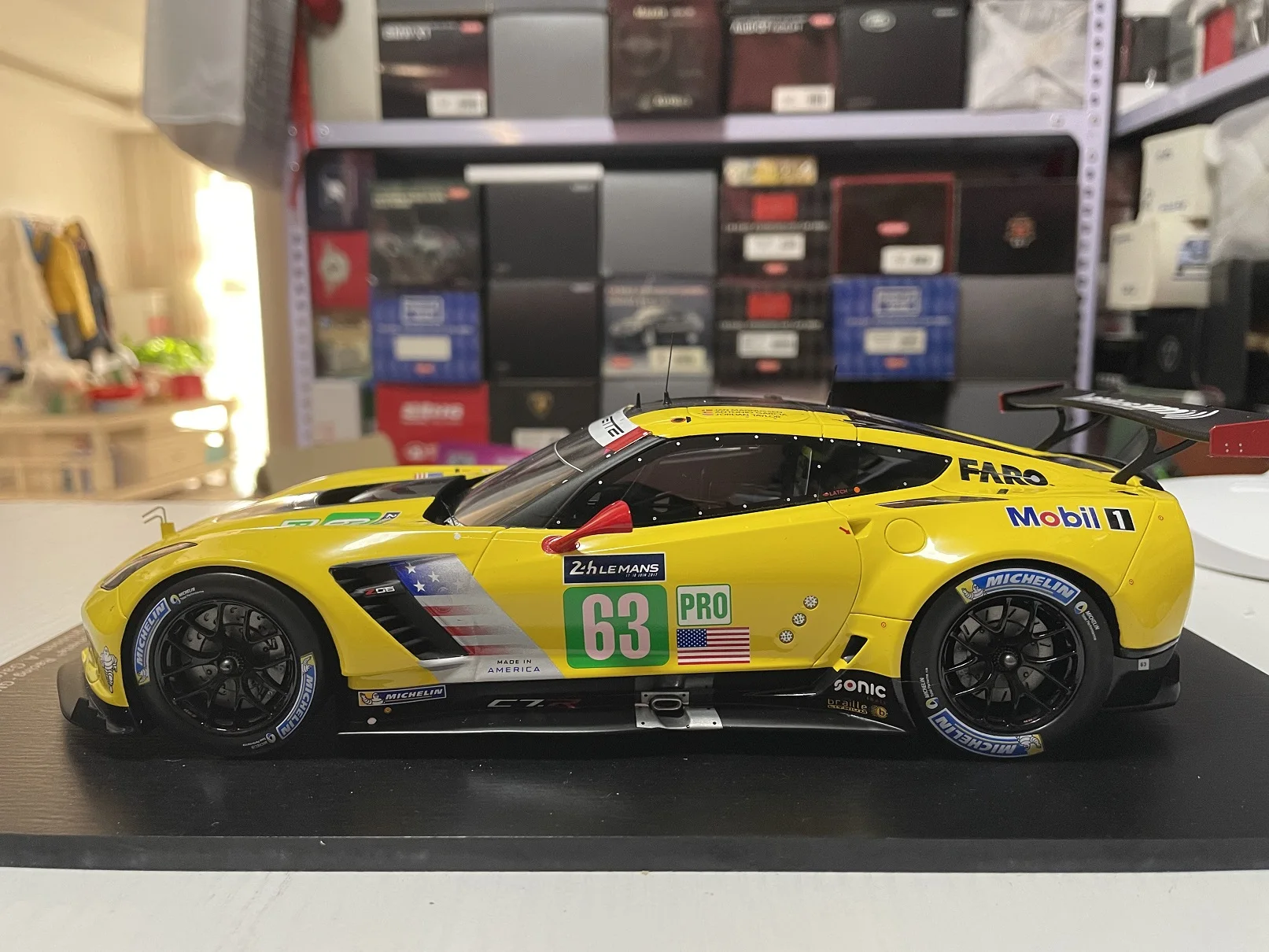 

Cars 1/18 Scale Chevrolet Corvette Wec Racing Paint Car Model Resin Chevrolet Corvette Toys Car Model