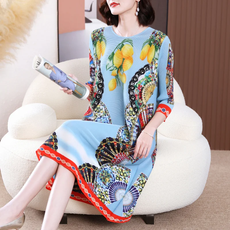

Pleated Blue Round Neck 3/4 Sleeve Dress Female 2023 Spring/Summer New Style High end Printing Slim Loose Dress Female Tops