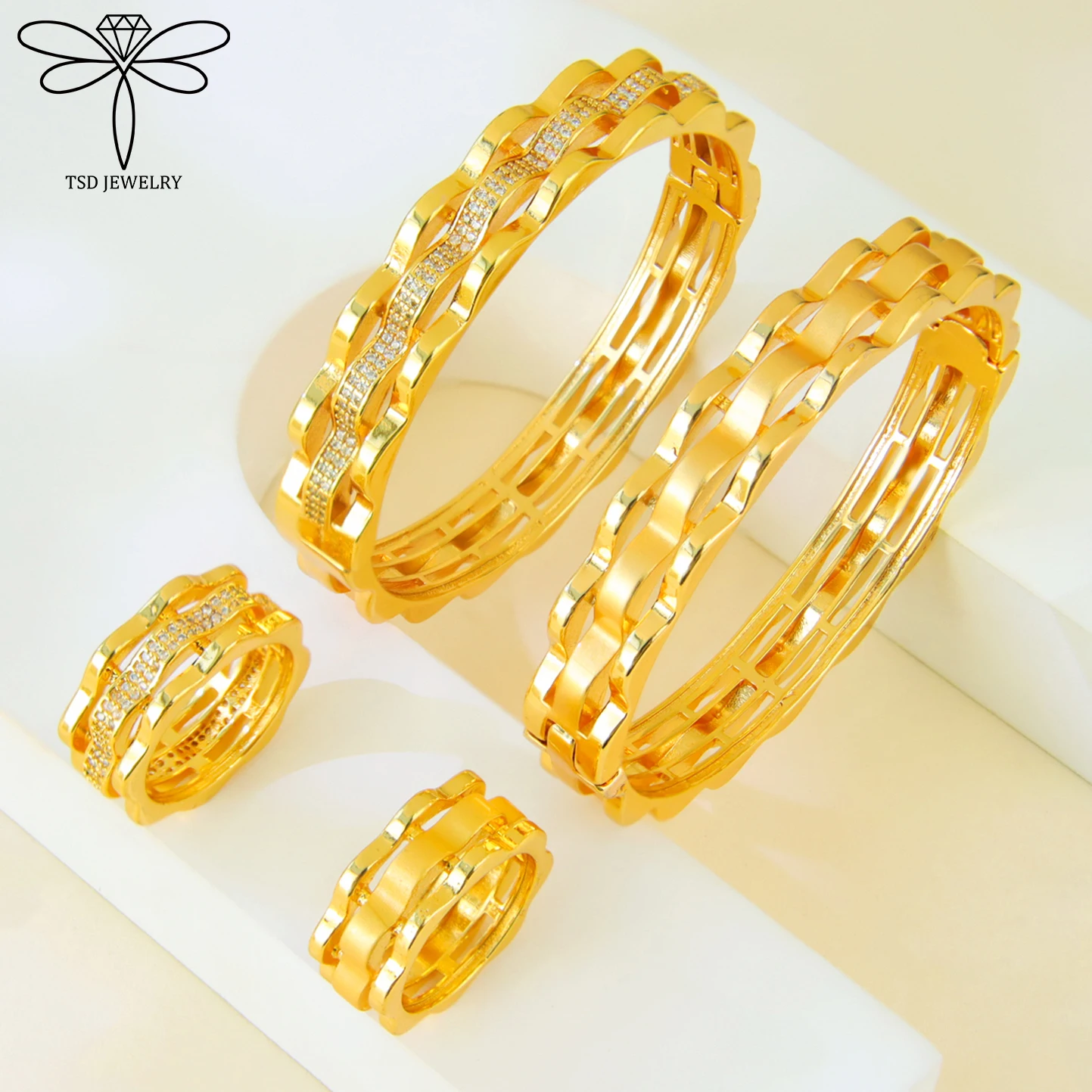 

Dubai Fashion Zirconia Jewelry Set 21k Gold Plated Turkish Vintage Open Bangles Rings Nigeria Women Bridal Wedding Jewelrys