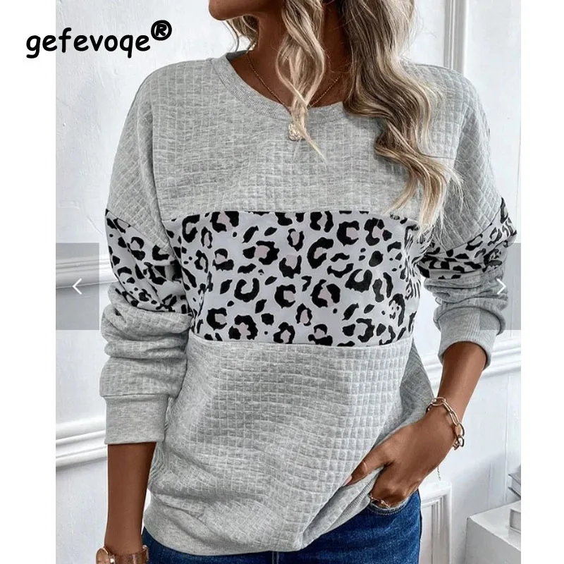 2023 Autumn Women\'s New Commuter Fashion Temperament Loose Casual Comfortable Versatile Long Sleeve Leopard Pattern Sweater